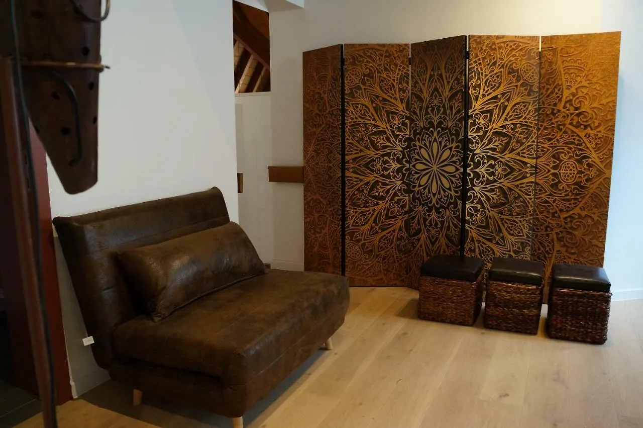Charming Suites Jan Zonder Vrees Antwerp Bed & Breakfast